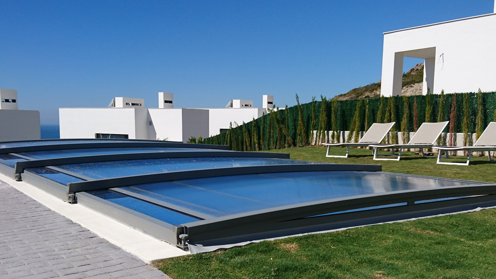 Materials Used to Manufacture Pool Covers