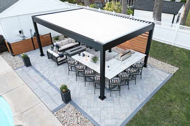 outdoor lounge space - Pergola ideas - Azenco Outdoor