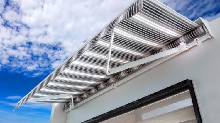 Canvas: patio awning with black and white stripes