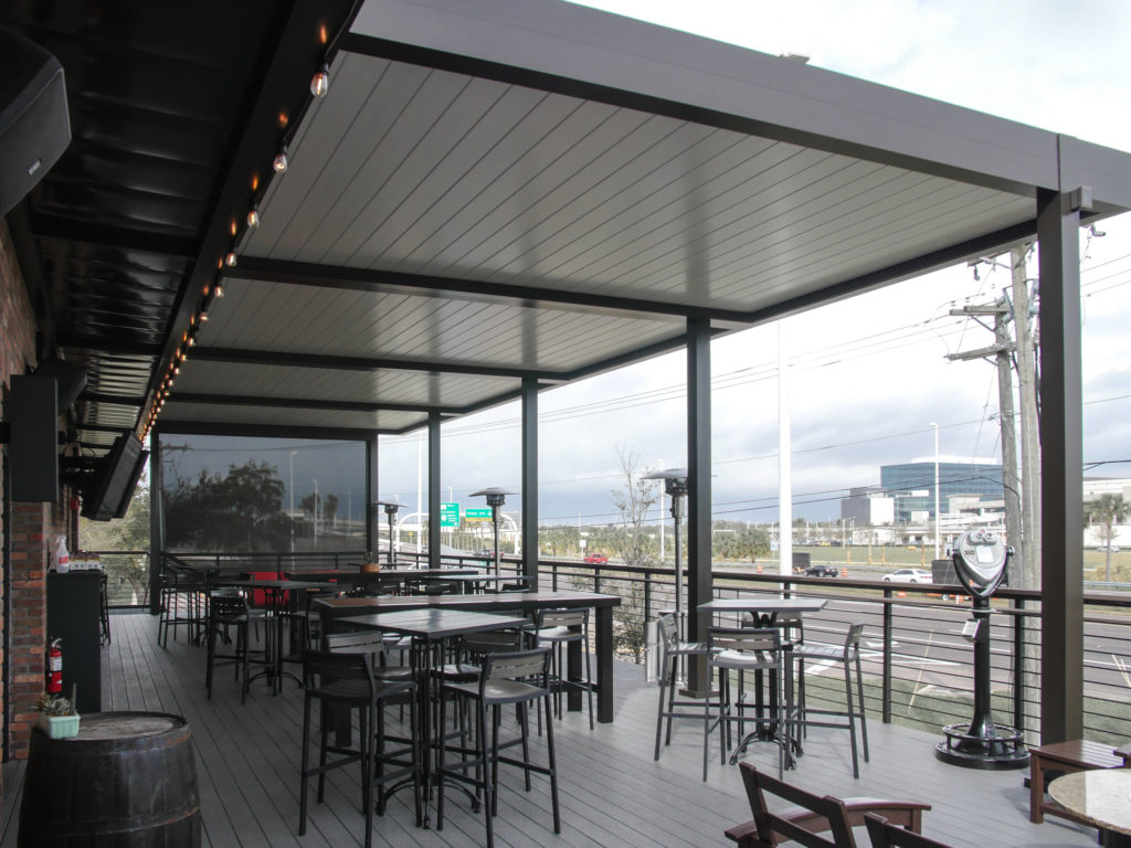 restaurant patio with pergola