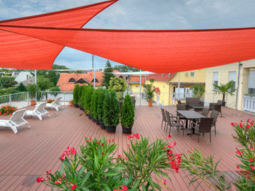 sun shade sail