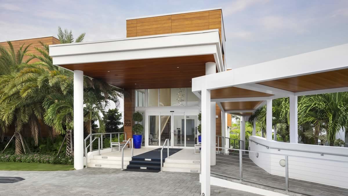 porte cochere at Admirals Cove clubhouse -pergola commercial project, Jupiter, FL