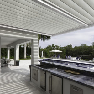 pergola roof options: automated louvers by Azenco