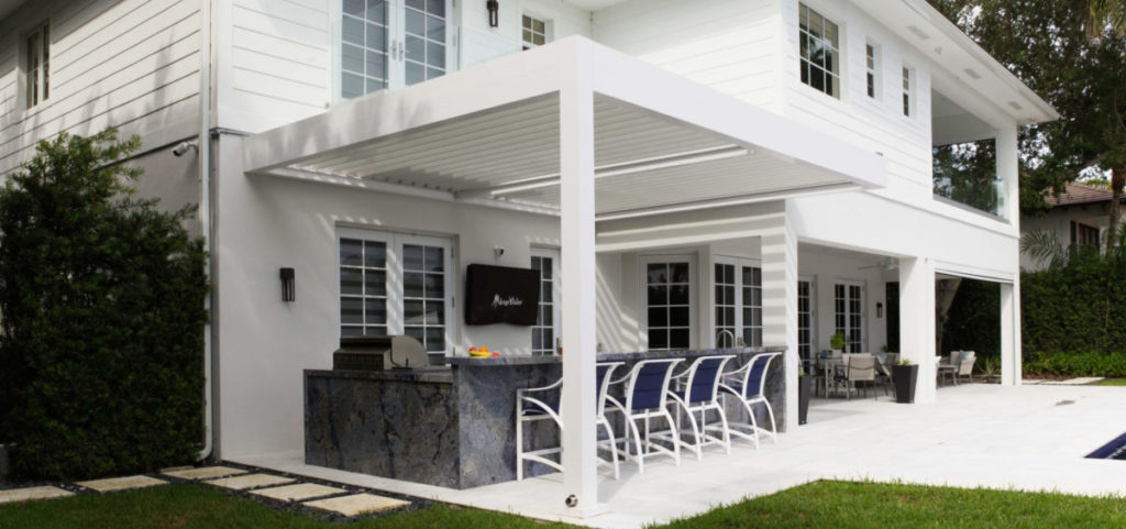 Invisible pergola gutter system by Azenco