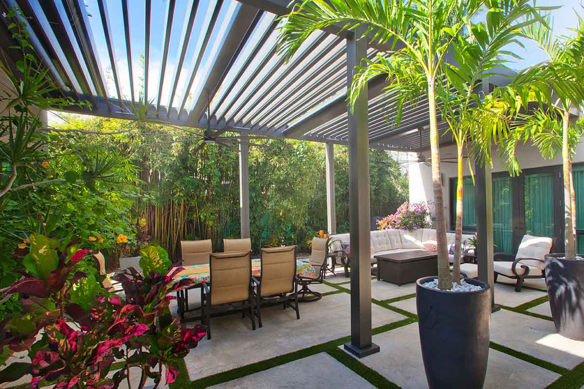 Luscious garden and patio with Azenco Louvered pergola