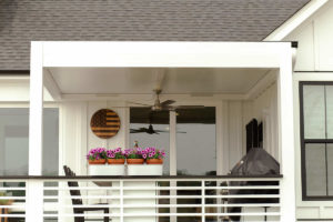 Modern aluminum pergola in white - North Carolina - outdoor all-weather protection