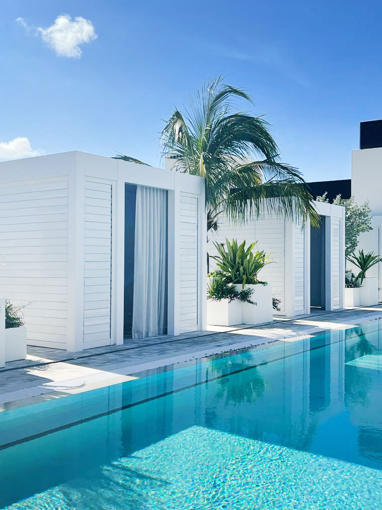 Pool Cabana designs - Arlo Hotel Miami - Azenco