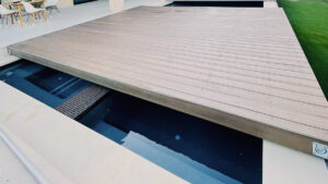 Pool cover - sliding pool cover and pool deck by Azenco