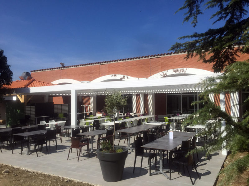 Restaurant pergola covered outdoor patio and screens