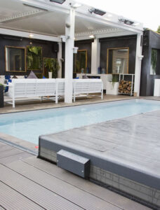 pooldeck for small outdoor space easy to open and close