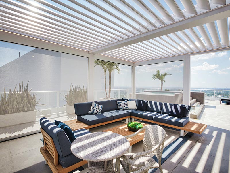 contemporary white rooftop with motorized patio cover - Azenco