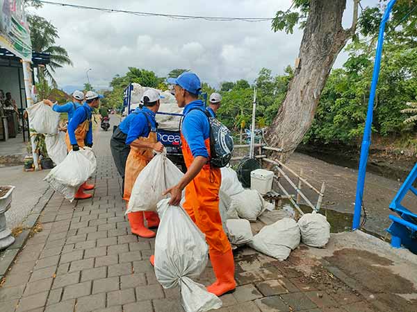 World Beach Cleanup Day - September 16