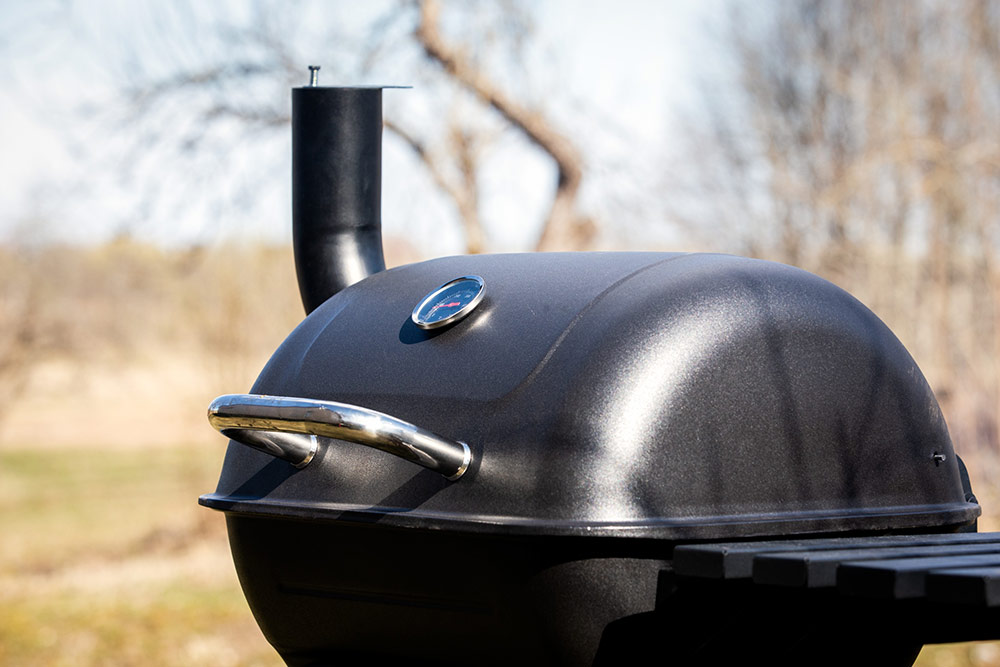 Pellet grill -Smart outdoor gadgets