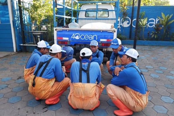 4ocean cleaning team in Denpasar, Air Kuning Beach, and Jembrana - Azenco Outdoor Pledge