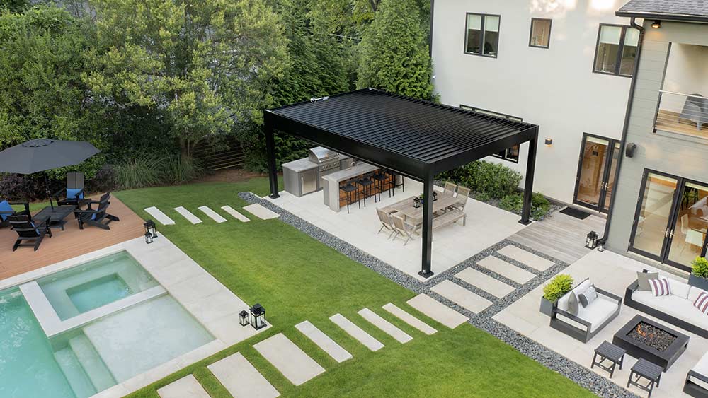 Modern Vs Traditional Pergolas 2025 Patio Trend Azenco Outdoor