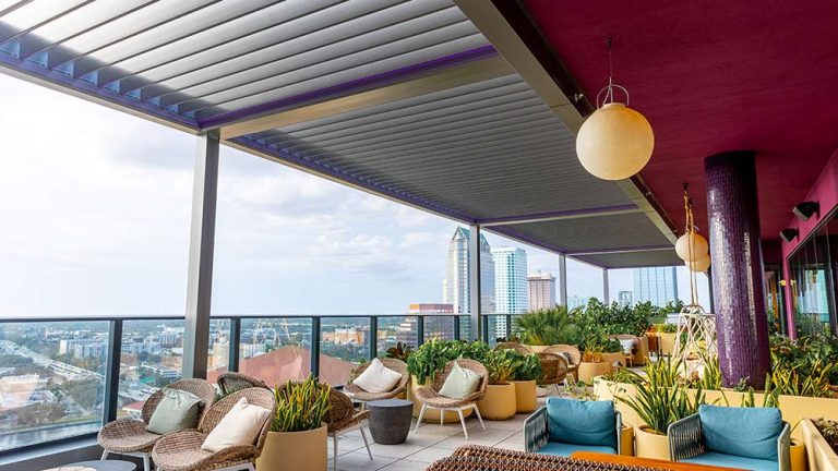 Marriott Hotel - Rooftop pergola in Tampa, FL - Azenco Outdoor