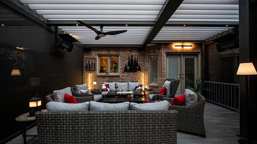 How to hat a covered patio with accessories - Azenco Outdoor