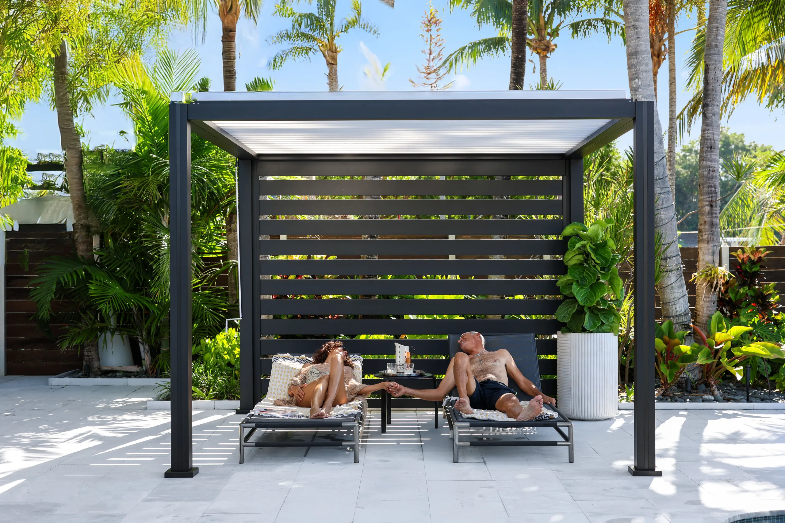 black k-bana white louvers - pool - privacy wall 22