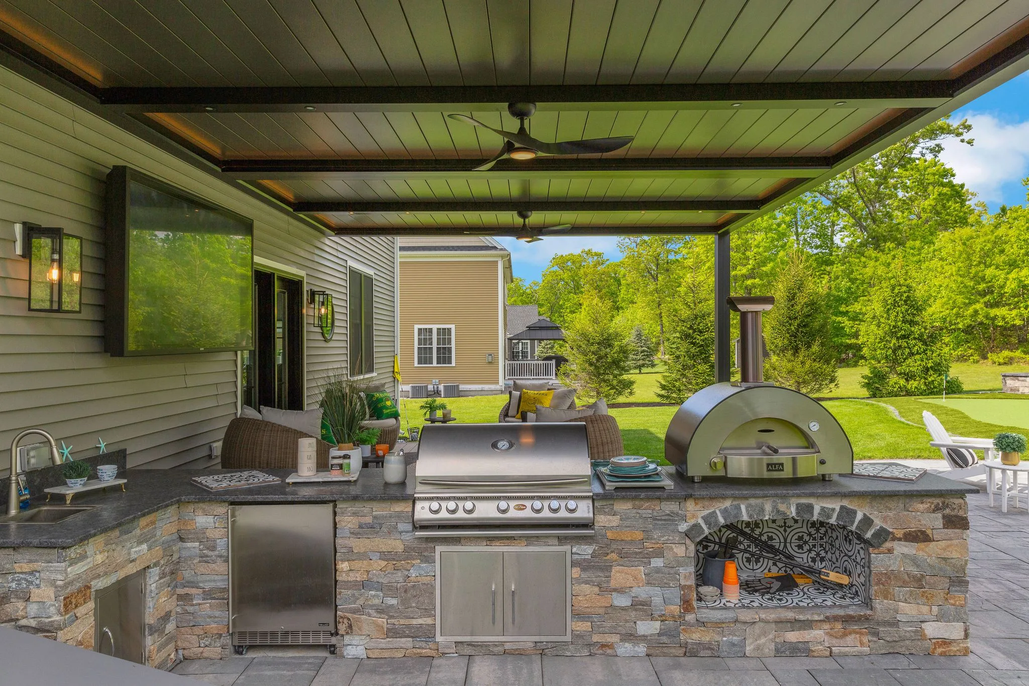 are louvered pergolas waterproof?