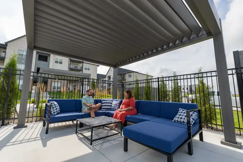 condo pergola in omaha