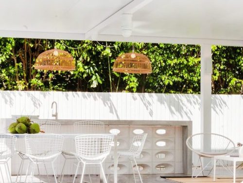 solid roof - pergola with insulated roof by Azenco