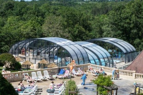 Pool area, commercial projecct with a 3 -piece pool cover Azenco