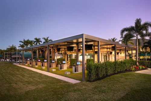 Covered dining - restaurant terrace with louvered roof