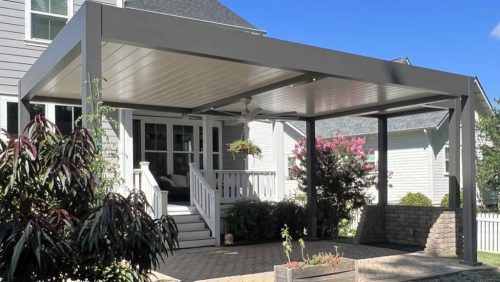 Luxury louvered roof: Azenco pergola technology and design