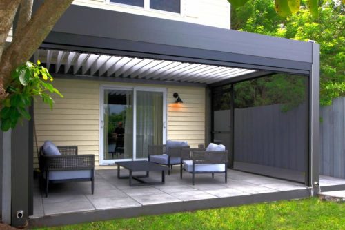 louevred pergola that open and close