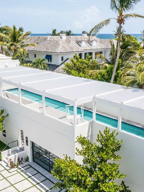 Residential custom rooftop pergola - Areail view - Azenco