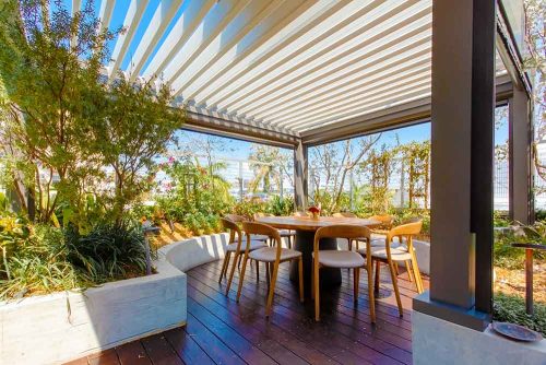 Mila restaurant rooftop terrace - Miami Beach, FL by Azenco Outdoor