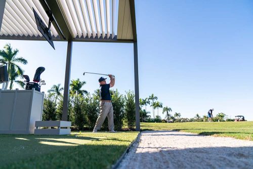 Motorized louvered system for golf suite - Boca west country club - Pergola by Azenco