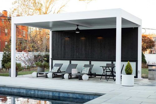 Covered pool deck with insulated roof pergola R-SHADE by Azenco