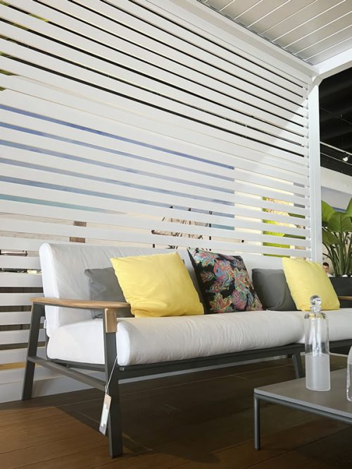 customizable cabana by Azenco